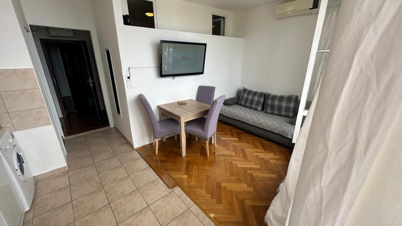 Split Apartments Trpimira Street Exterior photo