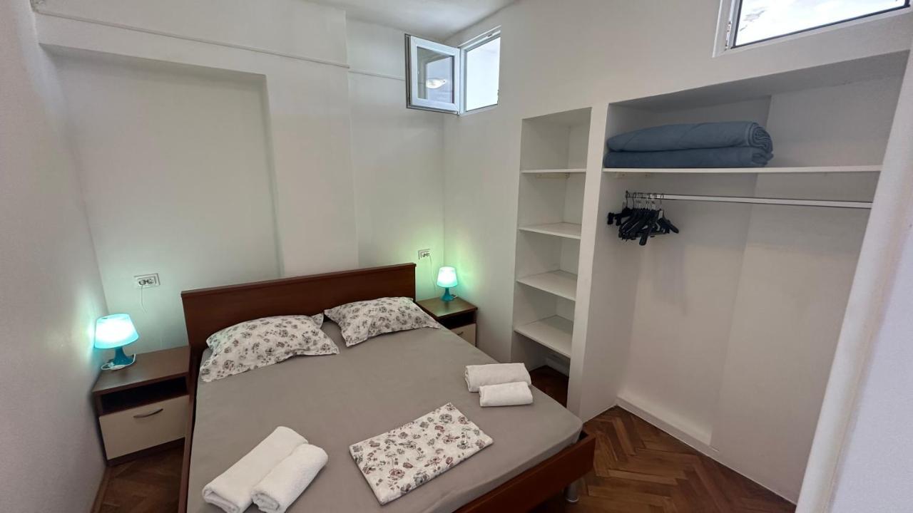 Split Apartments Trpimira Street Exterior photo